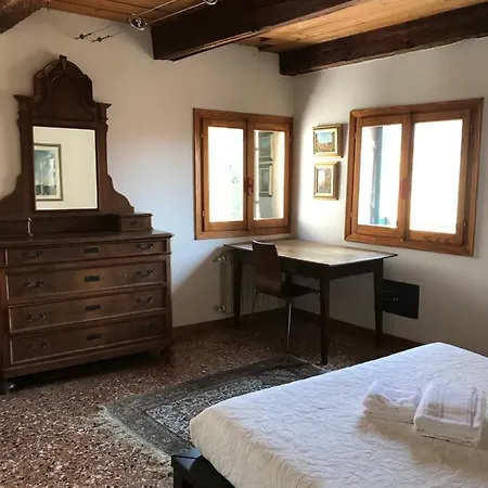 Angel Terrace Apartment *